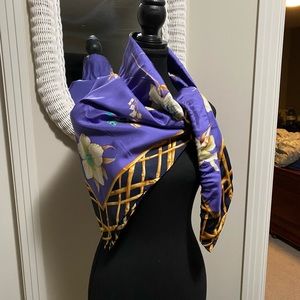 Echo 100% Silk Scarf